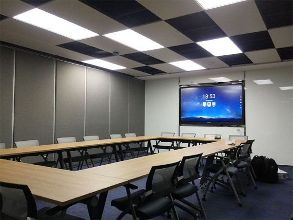 成都瑞華一九九商業管理有限公司部署MAXHUB實現會議室無數據線